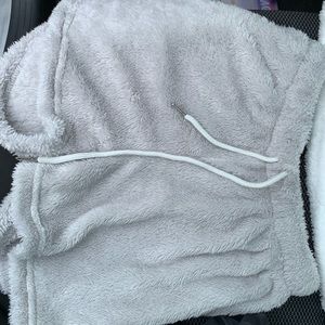 Fury grey and white women set